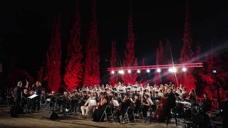 Μια βραδιά γεμάτη μουσική, με το ανυπέρβλητο έργο “Άξιον εστί” των αξέχαστων Μίκη Θεοδωράκη και Οδυσσέα Ελύτη