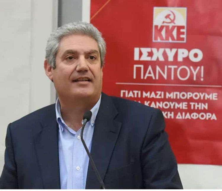 O Μάκης Παπαδόπουλος, μέλος του ΠΓ της ΚΕ του ΚΚΕ στην Πτολεμαϊδα O Μάκης Παπαδόπουλος, μέλος του ΠΓ της ΚΕ του ΚΚΕ στην Πτολεμαϊδα