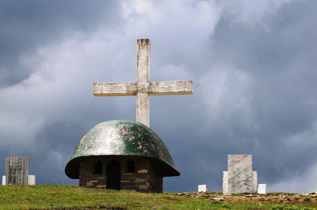 «Ταξιδεύω Γρεβενά» – Μνημείο Στο Ύψωμα Αννίτσα Πεσόντων Αξιωματικών Και Οπλιτών 1940-41 Νομού Γρεβενών