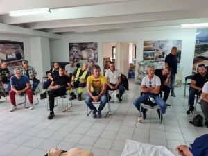 ΔΙ.Α.ΔΥ.ΜΑ: σεμινάριο για τους εργαζομένους της σε θέματα Καρδιοαναπνευστικής Αναζωογόνησης (ΚΑΡΠΑ) ΔΙ.Α.ΔΥ.ΜΑ: σεμινάριο για τους εργαζομένους της σε θέματα Καρδιοαναπνευστικής Αναζωογόνησης (ΚΑΡΠΑ)