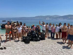 Εθελοντικές δράσεις καθαρισμού μετά από κάλεσμα της Γραμματείας Ποιότητας Ζωής και Εθελοντισμού της Νέας Δημοκρατίας Εθελοντικές δράσεις καθαρισμού μετά από κάλεσμα της Γραμματείας Ποιότητας Ζωής και Εθελοντισμού της Νέας Δημοκρατίας