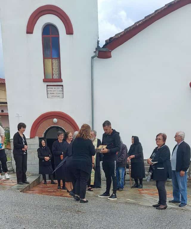 Ελάτη Κοζάνης: Η Επιστροφή Του Ιερού Λειψάνου Του Αγίου Νικάνορα Στο Μοναστήρι Της Ζάβορδας