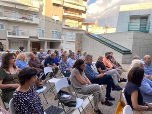 Ο Μιχάλης Τριανταφυλλίδης παρουσίασε το βιβλίο του στην Κοζάνη Ο Μιχάλης Τριανταφυλλίδης παρουσίασε το βιβλίο του στην Κοζάνη