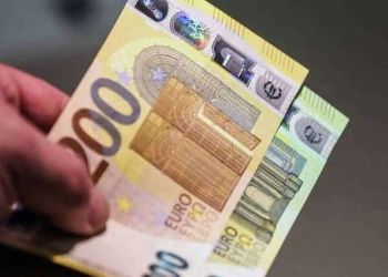 Στους 40 μήνες έφτασε η αναμονή για τις επικουρικές συντάξεις Στους 40 μήνες έφτασε η αναμονή για τις επικουρικές συντάξεις