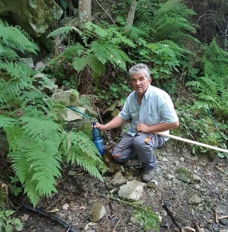 Καημένη Ελλάδα σέρνεσαι…