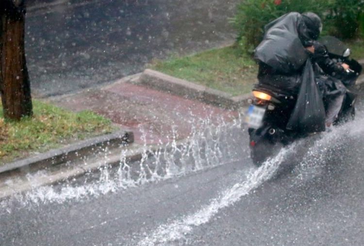 Καιρός – Μαρουσάκης: Επικίνδυνες καταστάσεις – Πρόβλεψη για πάνω από 70 τόνους νερού ανά στρέμμα