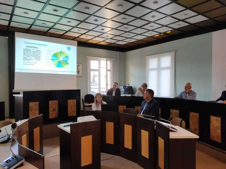 Οι θεματικοί αντιπεριφερειάρχες Θ. Μάνος και Ευφρ. Ντιό απολογούνται