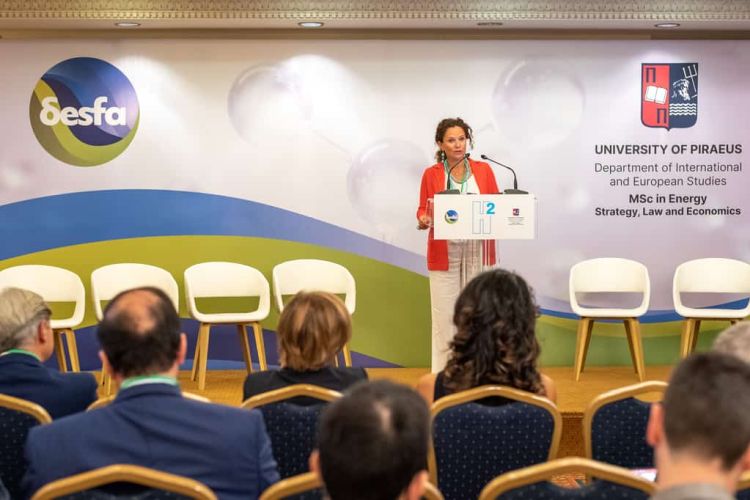 Οι προοπτικές του υδρογόνου στο ενεργειακό τοπίο της Ελλάδας στο Συνέδριου του ΔΕΣΦΑ και του Πανεπιστημίου Πειραιώς