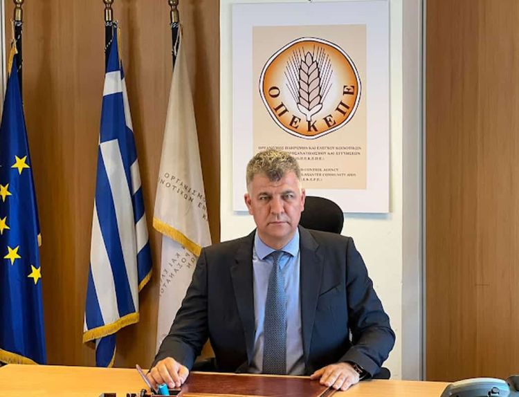 Ο  Σύλλογος Γρεβενιωτών Κοζάνης συγχαίρει τον Βαγγέλη Σημανδράκο