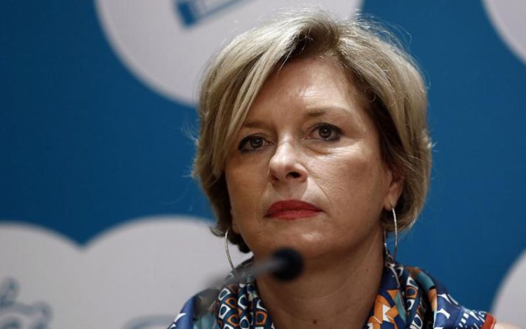 «Παράθυρο» για άρση της διαθεσιμότητας των ανεμβολίαστων υγειονομικών, πότε έρχεται η αποκλιμάκωση