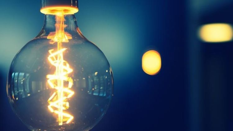 Σκρέκας: Επιδότηση ρεύματος 0,20 ευρώ/kwh τον Ιούλιο σε όλες τις κατοικίες