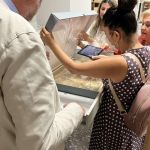 Δωρεά βιβλίων από τον Αν. Γενικό Πρόξενο της Ομοσπονδιακής Δημοκρατίας της Γερμανίας, Carsten Müller