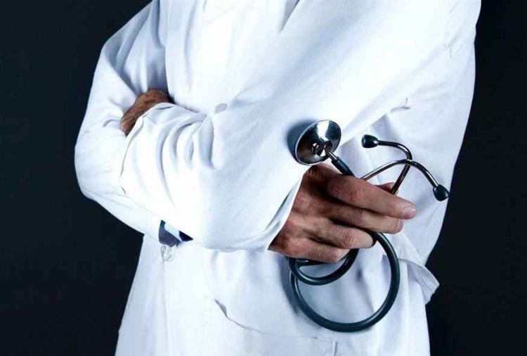 Μετακινήσεις Ιατρών: «Η Ε.ι.ν.δυ.μ Καταδικάζει Τις Πρακτικές Της 3Ης Υπε Που Μετατρέπει Τους Γιατρούς Σε Περιοδεύοντα Θίασο»