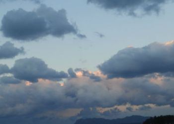 Ο Καιρός Σήμερα: Γενικά αίθριος με λίγες τοπικές νεφώσεις