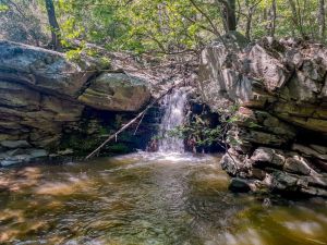 Πιέρια - Δυτικές Πλαγιές: Καταρράκτες Σκεπασμένου - Βελβεντός Πιέρια – Δυτικές Πλαγιές: Καταρράκτες Σκεπασμένου – Βελβεντός