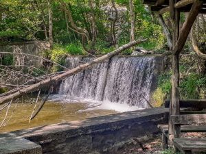 Πιέρια - Δυτικές Πλαγιές: Καταρράκτες Σκεπασμένου - Βελβεντός Πιέρια – Δυτικές Πλαγιές: Καταρράκτες Σκεπασμένου – Βελβεντός