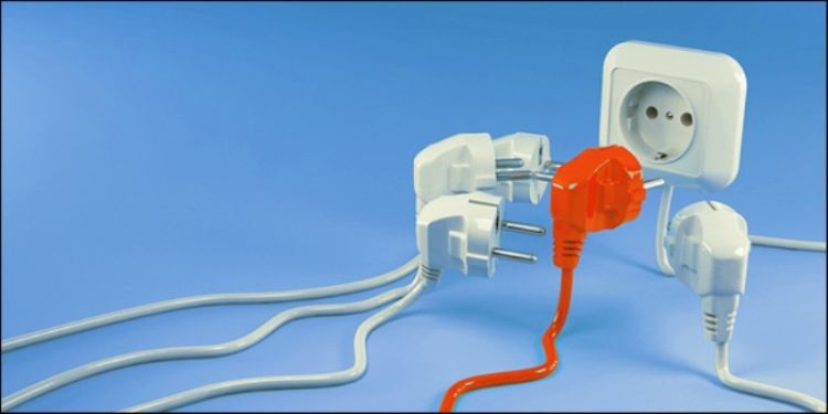 Ηλεκτρικό ρεύμα: Προσοχή στην αλλαγή παρόχου – Τι πρέπει να προσέχουν οι καταναλωτές