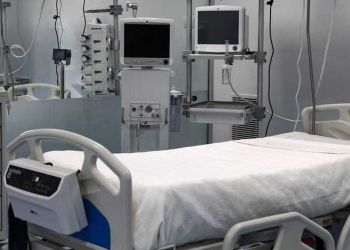 Κορονοϊός: Στα 500.000 τα ενεργά κρούσματα – Το μεγαλύτερο κύμα πανδημίας μέχρι τώρα