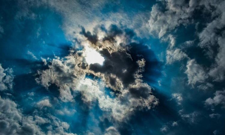 Μερομήνια 2022 – 2023: Τι δείχνουν οι προβλέψεις – Μας περιμένουν βροχές, κρύο και… χιόνια