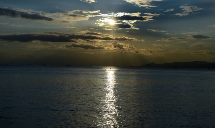 Ο Καιρός Σήμερα: Ζέστη με συννεφιά και πιθανόν τοπικές βροχές ή καταιγίδες από το απόγευμα