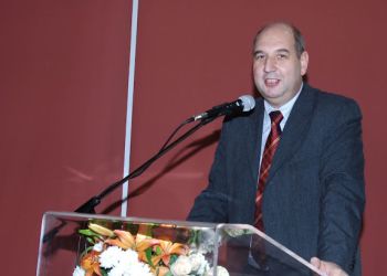 Ο Στέργιος Γκανάτσιος αποχαιρετά το νοσοκομείο Κοζάνης