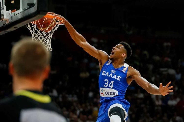 Προκριματικά Παγκοσμίου Κυπέλλου 2023: Σερβία – Ελλάδα 100 94 με σούπερ Γιάννη (40 πόντοι)