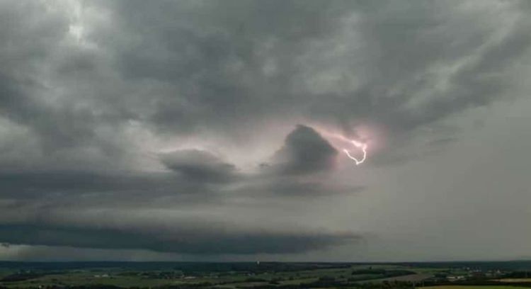 Σάκης Αρναούτογλου: Έρχονται καταιγίδες το τριήμερο του Δεκαπενταύγουστου