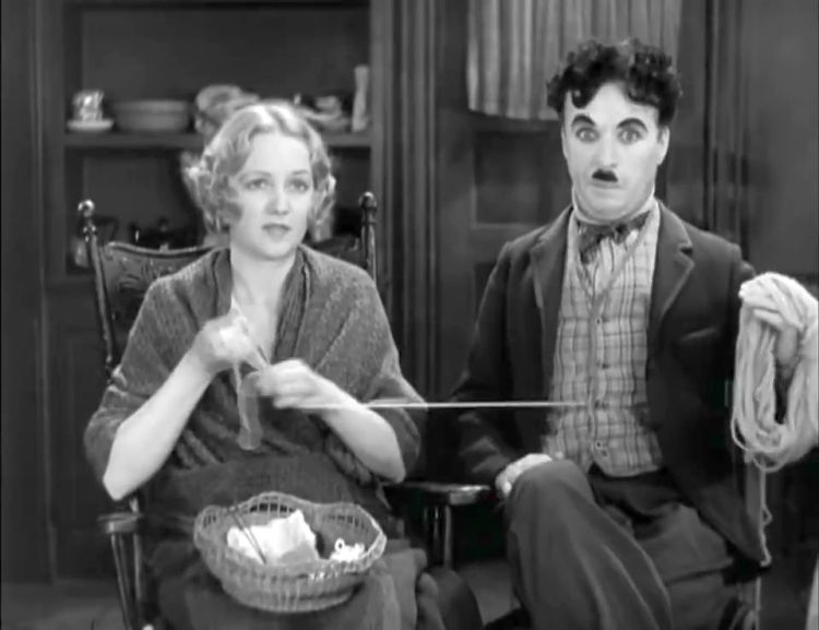 Φιλοπρόοδος Σύλλογος Κοζάνης: Θερινό σινεμά – «Τα Φώτα της Πόλης»