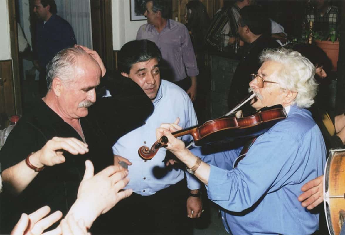 12 Χρόνια Χωρίς Τον Νίκο Γκιουλέκα…. Ο Τελευταίος Των Μεγάλων Μουσικών