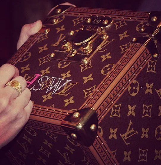 Louis Vuitton: Ο οραματιστής που έχτισε μία αυτοκρατορία επειδή κατάλαβε ότι το παν στη ζωή είναι το ταξίδι