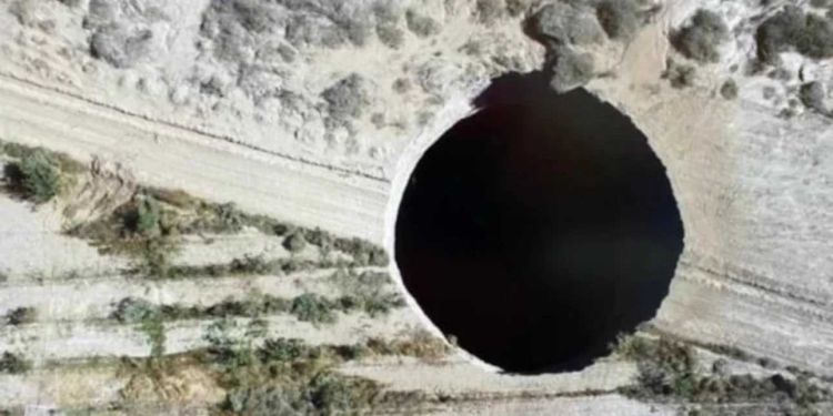 Xιλή: Ανησυχία για την τεράστια τρύπα που μεγαλώνει συνεχώς