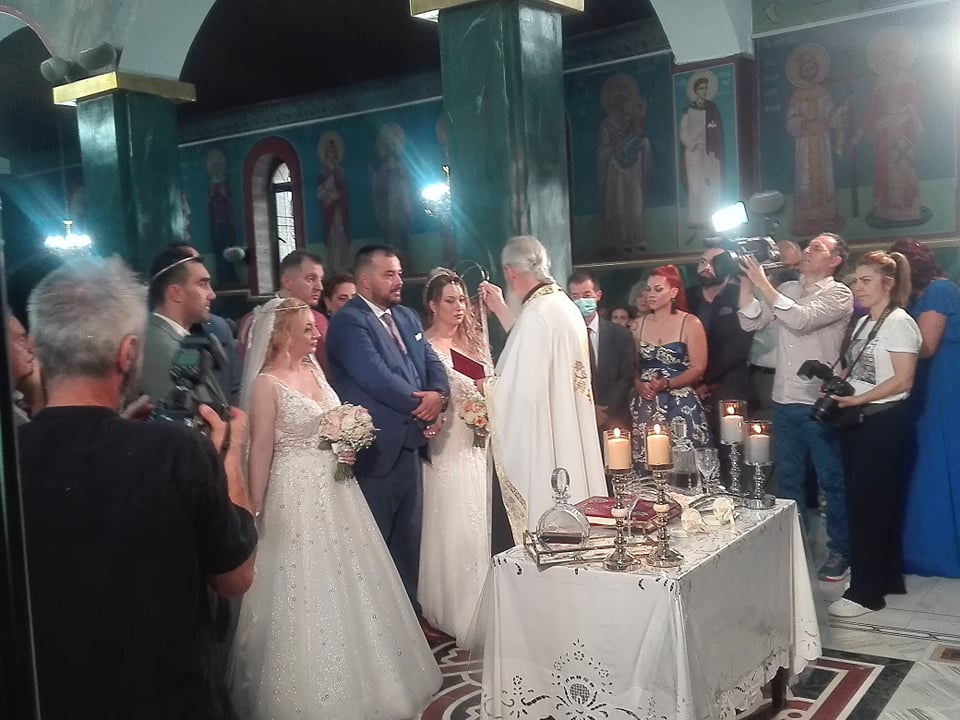 Δυο νύφες, δυο γαμπροί… “Διπλός γάμος” στον Άγιο Δημήτριο Κοζάνης Δυο νύφες, δυο γαμπροί… “Διπλός γάμος” στον Άγιο Δημήτριο Κοζάνης