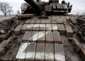 Οι Μεγάλες Δυνάμεις Της Ευρώπης Εγκαταλείπουν Στρατιωτικά Την Ουκρανία