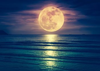 Πανσέληνος Αυγούστου: Πότε Θα Την Δούμε Στο Νυχτερινό Ουρανό – Γιατί Ονομάζεται Φεγγάρι Του Οξύρρυγχου