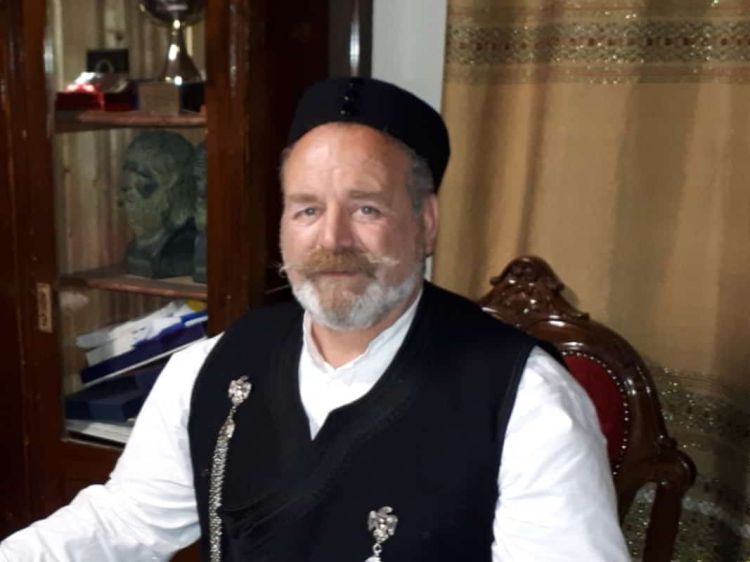 Έφυγε ο Κώστας ο”γυψοσανιδάς”