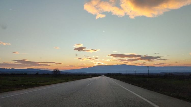 Ο Καιρός Σήμερα: Ηλιοφάνεια και άνοδος της θερμοκρασίας