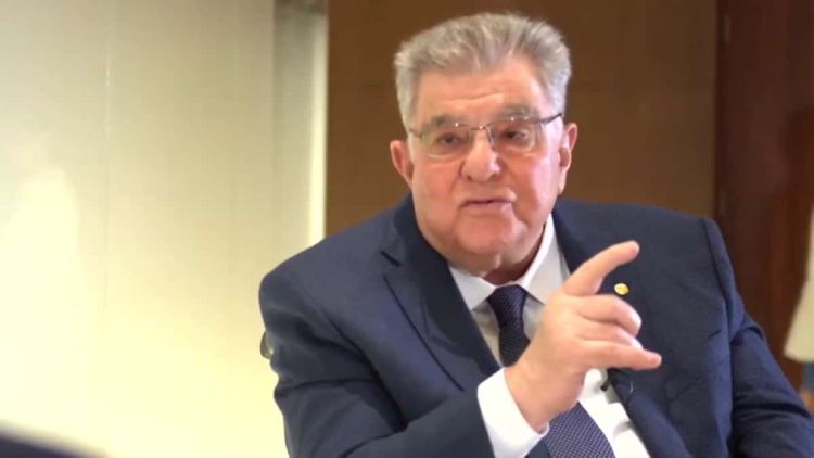 Ο Πρόδρομος Εμφιετζόγλου εγκαινιάζει τα γραφεία της Πατριωτικής Ενώσεως σε Λάρισα και Κοζάνη