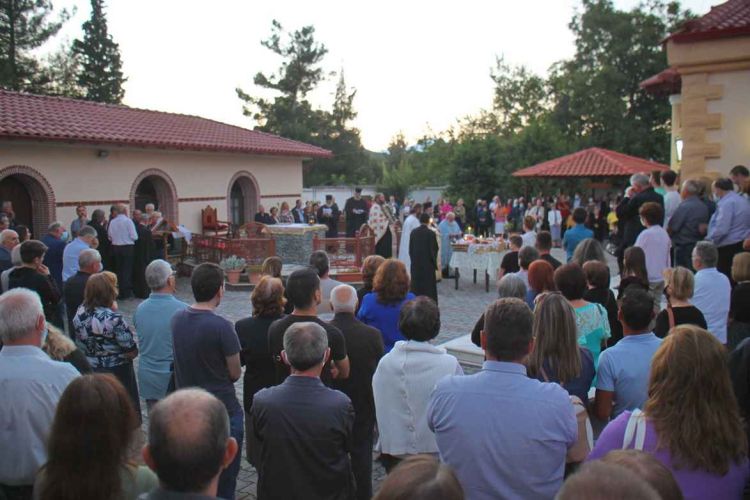 Πλήθος κόσμου στον Πανηγυρικό Εσπερινό στην Ιερά Μονή Παναγίας Ζιδανίου