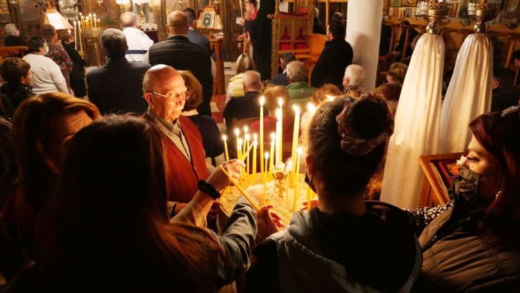 Πλήθος κόσμου στον εορτασμό του Γενεθλίου της Θεοτόκου στο Περιβόλι