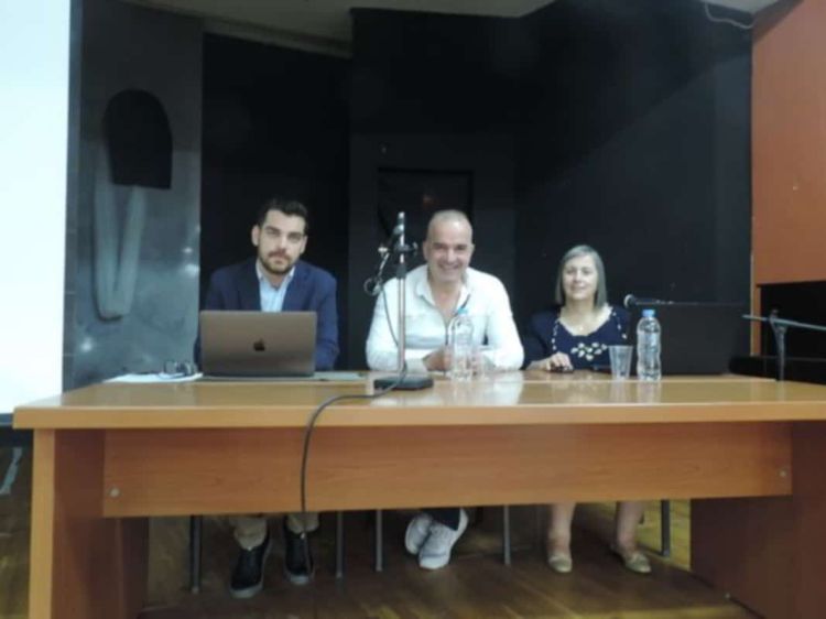 Σιάτιστα: Παρουσιάστηκε το βιβλίο “Μαθητικό τετράδιο Κωνσταντίνου Δ. Χριστίδου»