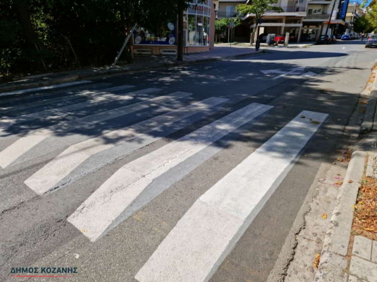 Τρισδιάστατες διαβάσεις, γκράφιτι και μπάρες στάθμευσης ποδηλάτων