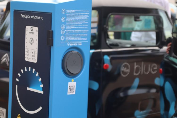 20 ηλεκτροκίνητα Citroën Ami Blue από την ΔΕΗ Blue για τον ένα χρόνο λειτουργίας της