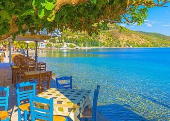 49.000 επιταγές κοινωνικού τουρισμού ενεργοποιήθηκαν τον Αύγουστο. «Πρωταθλήτρια» η Εύβοια με 6.500 ενεργοποιημένες επιταγές