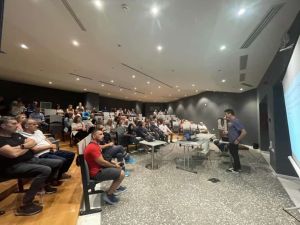 Διήμερο εκδηλώσεων από τον Σύλλογο Δρομέων Κοζάνης και μηνύματα ανθρωπιάς Διήμερο εκδηλώσεων από τον Σύλλογο Δρομέων Κοζάνης και μηνύματα ανθρωπιάς