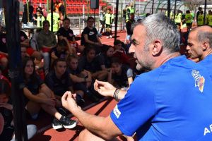 Οι Πρωταθλητές Ευρώπης του 2004 στην Κοζάνη Οι Πρωταθλητές Ευρώπης του 2004 στην Κοζάνη