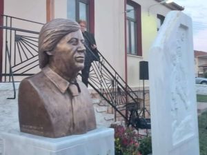 Οινόη - Αποκαλυπτήρια της προτομής του Χρύσανθου Θεοδωρίδη και του Μνημείου Γενοκτονίας Οινόη – Αποκαλυπτήρια της προτομής του Χρύσανθου Θεοδωρίδη και του Μνημείου Γενοκτονίας