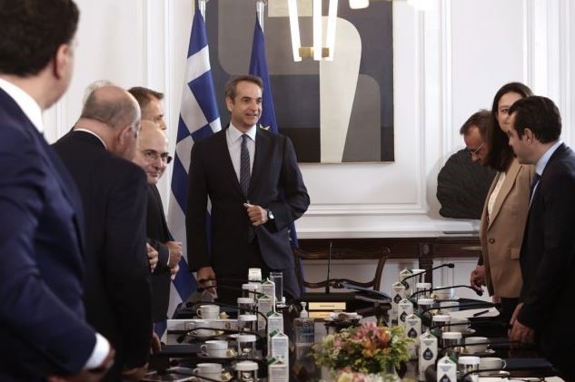 «Πράσινο φως» για προσλήψεις 17.942 μονίμων και 22.344 συμβασιούχων το 2023 «Πράσινο φως» για προσλήψεις 17.942 μονίμων και 22.344 συμβασιούχων το 2023