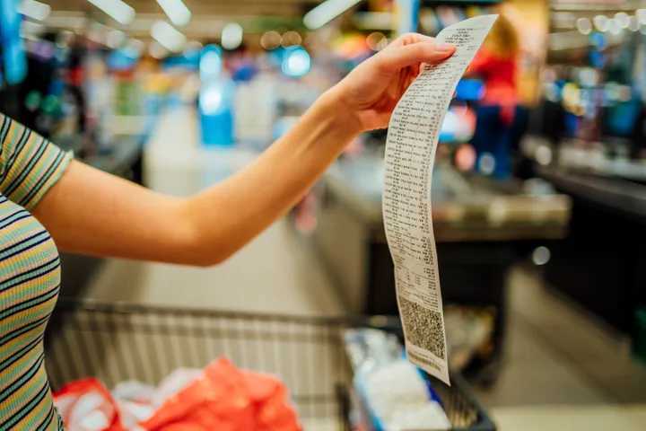 Σούπερ μάρκετ: Οι τιμές, η στροφή σε ιδιωτικές ετικέτες, οι φόβοι του καταναλωτή