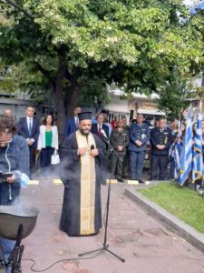 Συγκίνηση στην επιμνημόσυνη δέηση στο Μνημείο Μικρασιατικού Ελληνισμού