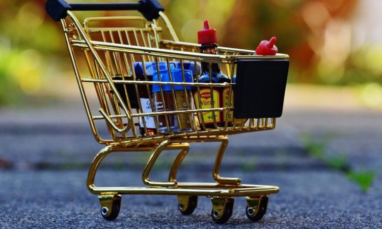 Ακρίβεια: Έρχονται αυξήσεις 10% σε 800 προϊόντα – Καταιγίδα ανατιμήσεων και επερχόμενη φτώχεια